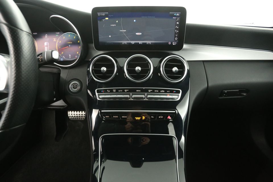 Mercedes-Benz C-Klasse Business Solution AMG Night-pakket Automaat 360Camera Clima Carplay Virtual LED Navi Cruise PDC 18''LMV