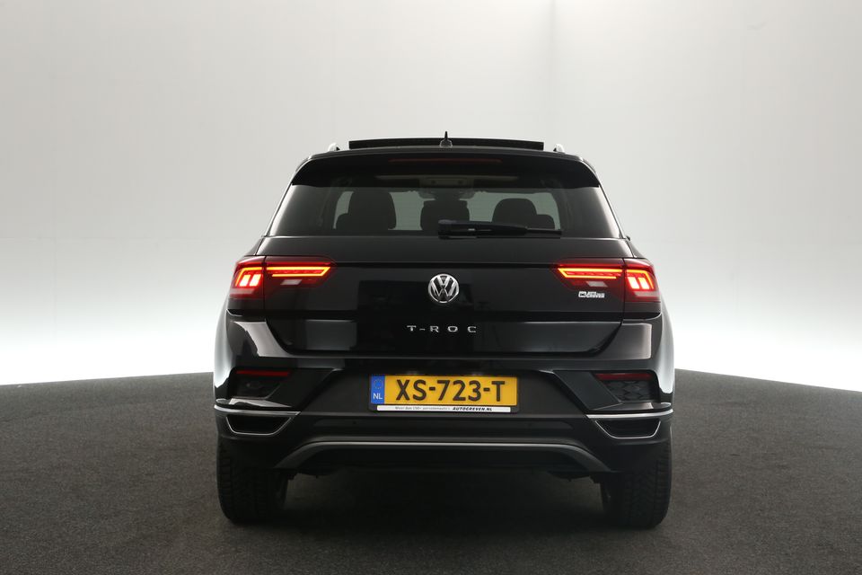 Volkswagen T-Roc 1.5 TSI 150PK Panoramadak ACC Clima Carplay Virtual Navi LED 17"LMV PDC