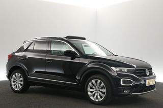 Volkswagen T-Roc 1.5 TSI 150PK Sport Pano Carplay Clima Virtual Cruise Navi LED PDC 17"LMV