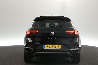 Volkswagen T-Roc 1.5 TSI 150PK Sport Pano Carplay Clima Virtual Cruise Navi LED PDC 17"LMV