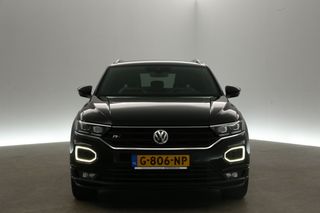 Volkswagen T-Roc 1.5 TSI R-line 150PK Automaat ACC Sfeerverl. Clima Carplay LED Virtual Navi PDC 19"LMV