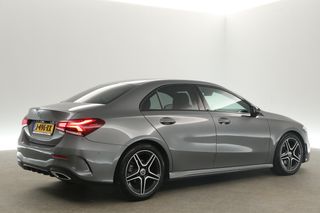 Mercedes-Benz A-Klasse 180 AMG Automaat Clima Camera Cruise Sfeerverl. LED Virtual Navi 18"LMV PDC