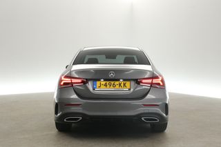 Mercedes-Benz A-Klasse 180 AMG Automaat Clima Camera Cruise Sfeerverl. LED Virtual Navi 18"LMV PDC