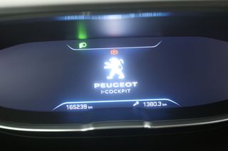 Peugeot 3008 1.2 PureTech Automaat Clima Camera Carplay Cruise LED PDC Navi Lane-Assist LMV