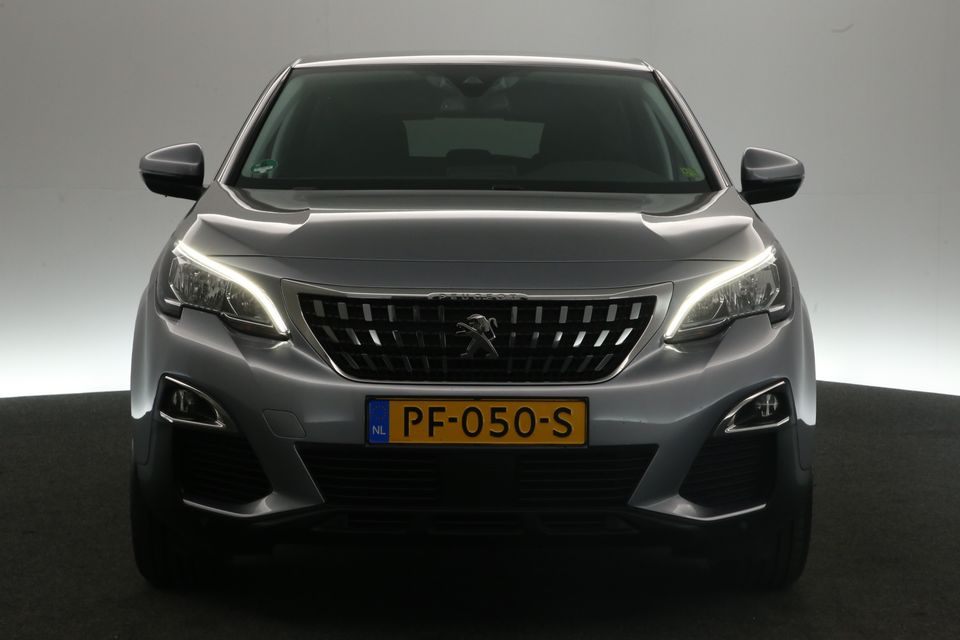 Peugeot 3008 1.2 PureTech Automaat Clima Camera Carplay Cruise LED PDC Navi Lane-Assist LMV