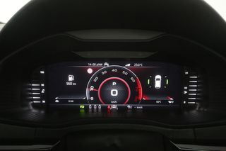 Škoda Karoq 1.5 TSI ACT Sportline 150PK Automaat Pano Sfeer Clima Carplay Camera Cruise LED Navi PDC 19''LMV Trekhaak