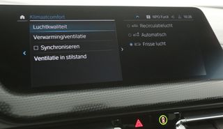 BMW 1-serie 118i 140PK Automaat Sfeerverl. Clima Carplay Cruise Virtual Navi LED 17"LMV PDC