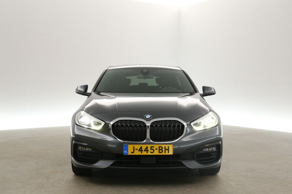 BMW 1-serie 118i 140PK Automaat Sfeerverl. Clima Carplay Cruise Virtual Navi LED 17"LMV PDC