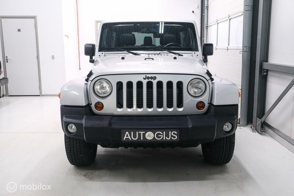 Jeep Wrangler Unlimited 2.8 CRD Sport | Leder | BTW| Hardtop | Nette staat | Grijs of geel kenteken | Handgeschakeld | 4x4