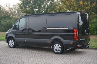 Mercedes-Benz Sprinter 319CDI Select L2H1 10.25" Mbux, ACC, LED, 3.5T Trekhaak, 17" LM, 2x schuifdeur!! NR. R843*