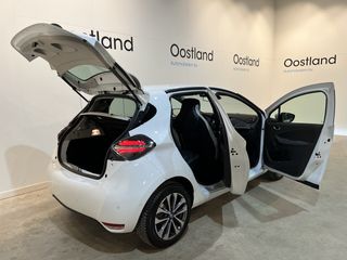 Renault ZOE R135 Intens 52 kWh Incl. Accu € 16.950,- Met Subsidie / CarPlay / Camera / Airco / Cruise Control / LMV / Navigatie / 7.072 KM !! €15.650,- ex BTW