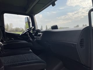 Mercedes-Benz Atego 821L Euro6 / Bakwagen met Laadklep 1.500 KG / 3 Zitplaatsen !! / 22.000 KM !!