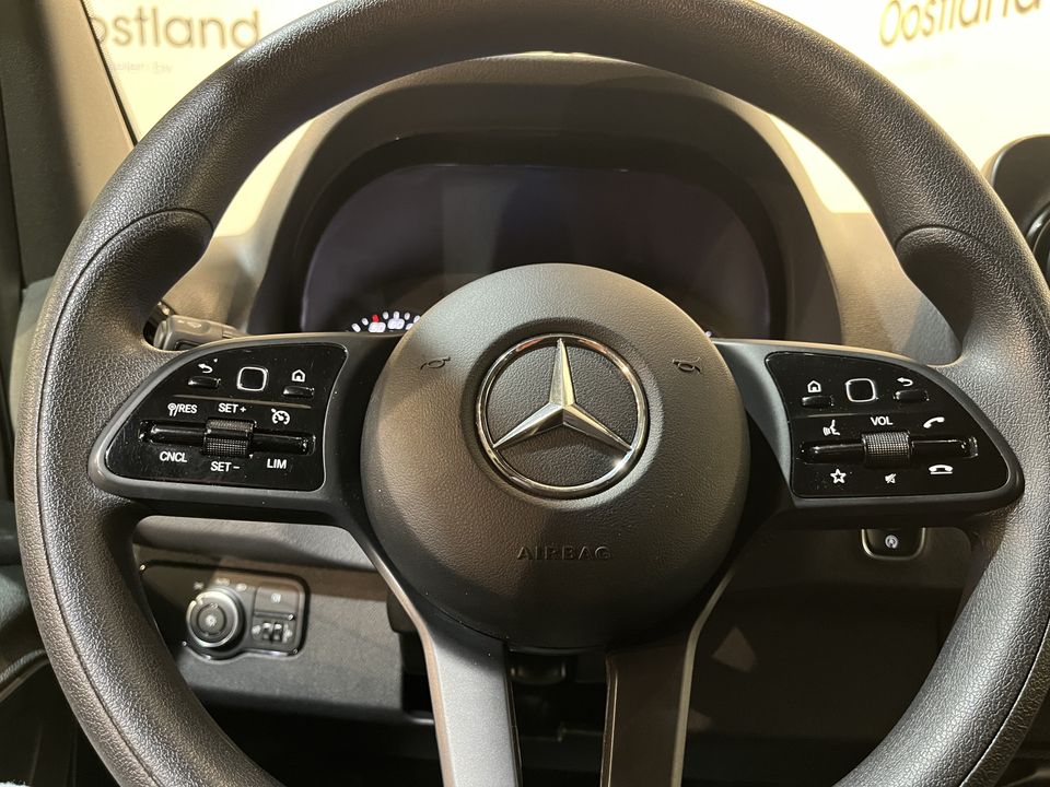 Mercedes-Benz Sprinter 317 CDI L2H2 RWD / Euro 6 / Servicebus  / Bott inrichting / 220V / MBUX / Airco / Cruise / CarPlay / Camera / Trekhaak