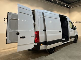 Mercedes-Benz Sprinter 317 CDI L2H2 RWD / Euro 6 / Servicebus  / Bott inrichting / 220V / MBUX / Airco / Cruise / CarPlay / Camera / Trekhaak