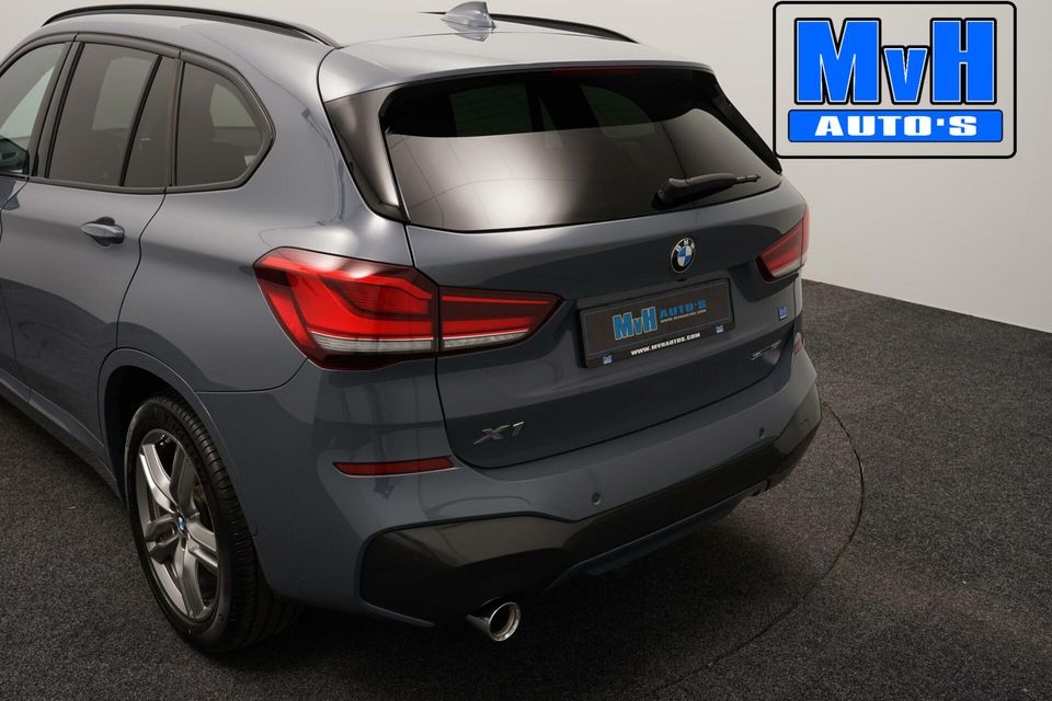 BMW X1 sDrive18i High Executive|M-Sport|CAMREA|LED|TREKHAAK