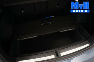 BMW X1 sDrive18i High Executive|M-Sport|CAMREA|LED|TREKHAAK