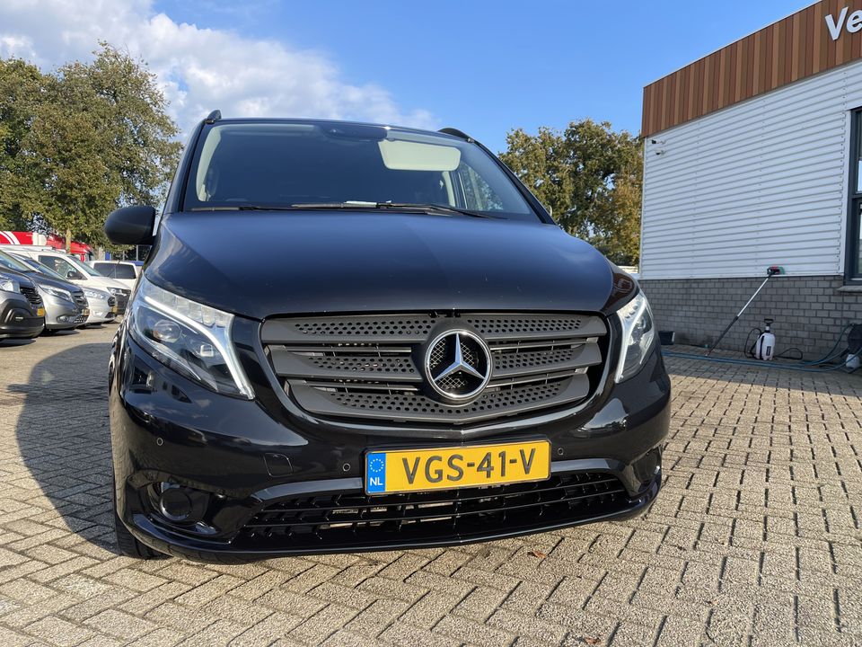 Mercedes-Benz Vito 114 CDI Extra Lang DC 5 persoons Comfort / dubbele schuifdeur ! / vaste prijs rijklaar € 32.950 ex btw / lease vanaf € 589 / airco / cruise / lichtmetalen velgen 18 inch / sidebars