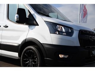 Ford Transit 350 2.0 TDCI L3H2 Black & White Edition Cruise, Carplay, Stoelverwarming, NAVI, 130PK, Multimedia, Sensoren, Trekhaak, UNIEK!