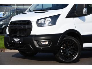 Ford Transit 350 2.0 TDCI L3H2 Black & White Edition Cruise, Carplay, Stoelverwarming, NAVI, 130PK, Multimedia, Sensoren, Trekhaak, UNIEK!