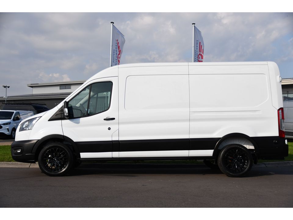 Ford Transit 350 2.0 TDCI L3H2 Black & White Edition Cruise, Carplay, Stoelverwarming, NAVI, 130PK, Multimedia, Sensoren, Trekhaak, UNIEK!