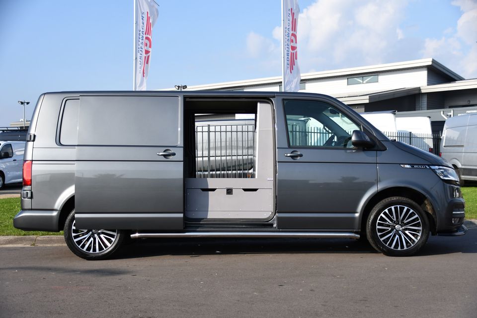 Volkswagen Transporter 2.0 TDI L2H1 30 Bulli Virtual, Adaptieve Cruise, Carplay, Mutlimedia, 150PK, Automaat, Stoelverwarming, BOM VOL!