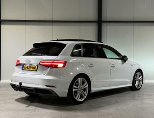 Audi A3 Sportback Audi A3 35 TFSI S-line Pano Virtual Trekhaak B&O Carplay NAP