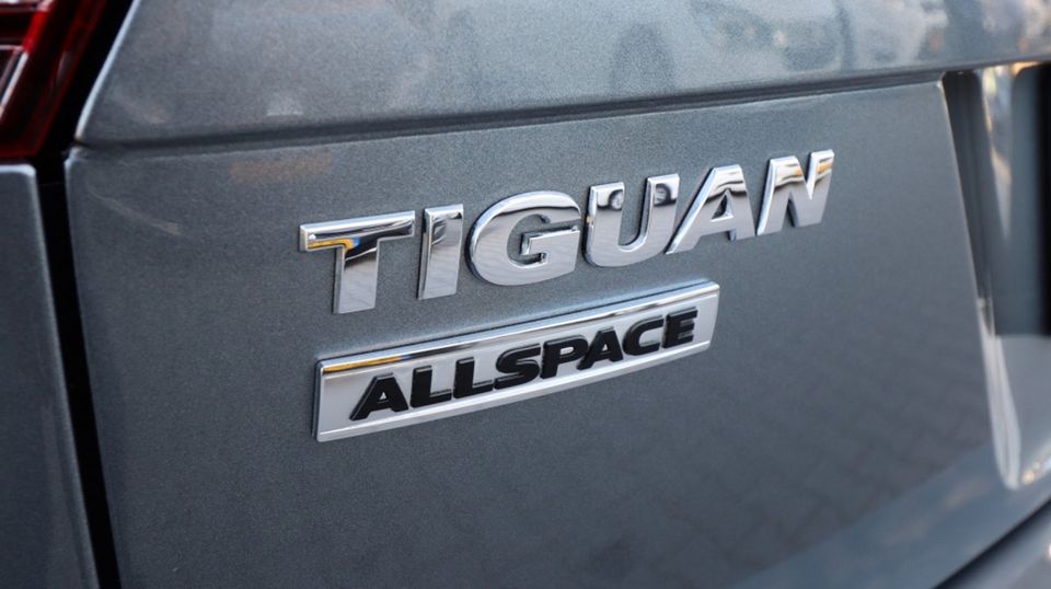 Volkswagen Tiguan Allspace 1.5 TSI HL Bus R 7p. | R-line | Pano | Camera | Led