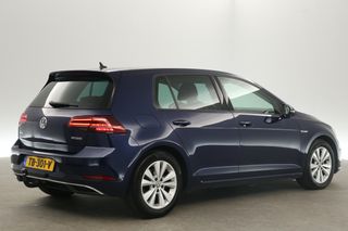 Volkswagen Golf 1.5 TSI Automaat Clima Carplay Camera ACC Navi PDC LED Massagestoel 16"LMV Trekhaak