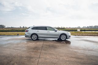 Škoda Superb Combi 1.5 TSI MHEV Selection | MATRIX-LED | MASSAGE STOELEN