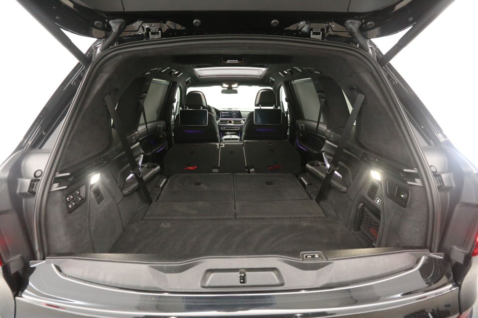 BMW X7 xDrive30d M-sport 266PK Automaat Pano 7 Persoons Sfeerverl. BMW-Laser 360Camera Bowers&Wilkins Clima Cruise Memory-Seats Head-up 21''LMV Virtual Navi