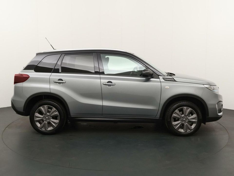 Suzuki Vitara 1.4 Boosterjet Style Smart Hybrid