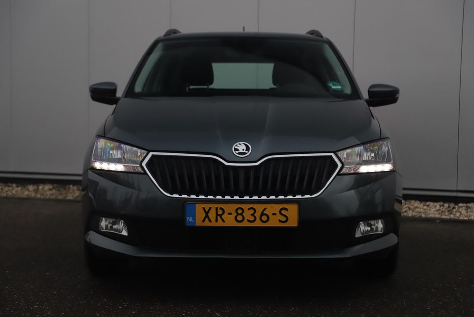 Škoda Fabia Combi 1.0 TSI Clever 95PK Trekhaak Navigatie Clima Cruise Carplay Android 16 inch LMV Parkeersensor