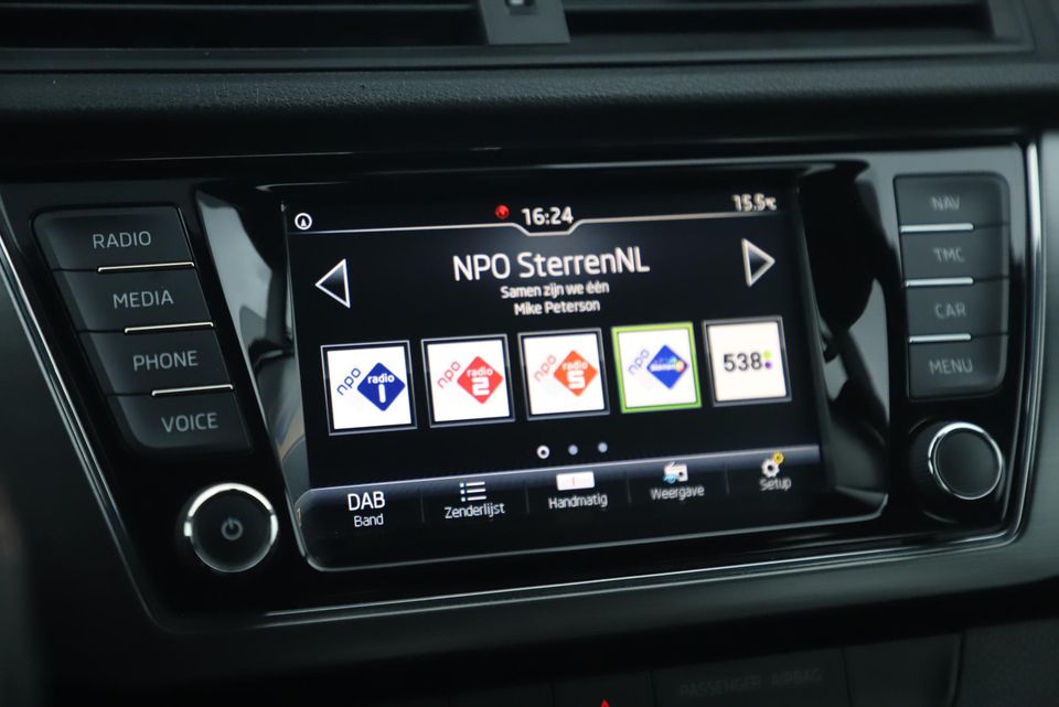 Škoda Fabia Combi 1.0 TSI Clever 95PK Trekhaak Navigatie Clima Cruise Carplay Android 16 inch LMV Parkeersensor