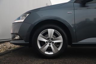 Škoda Fabia Combi 1.0 TSI Clever 95PK Trekhaak Navigatie Clima Cruise Carplay Android 16 inch LMV Parkeersensor