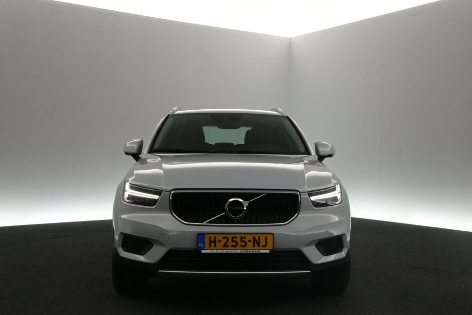 Volvo XC40 1.5 T5 Hybride 262PK Automaat Airco Camera Cruise Carplay LED Navi Virtual 18"LMV PDC