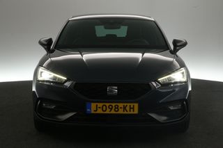 SEAT Leon 1.5 eTSI FR 163PK Automaat Sfeerverl. Carplay Camera Virtual LED Clima Cruise Navi DSG PDC 18''LMV