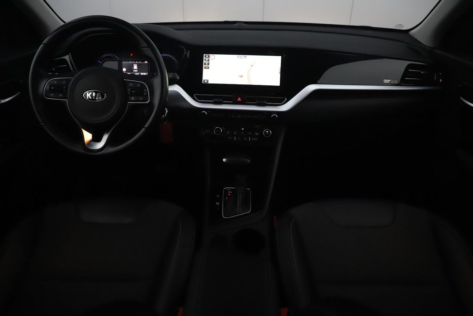 Kia Niro 1.6 GDi Hybrid ExecutiveLine 140PK Automaat Trekhaak Half Leder Navigatie Camera Adaptive Cruise Lane Assist