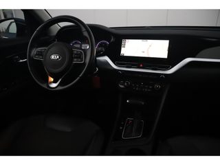 Kia Niro 1.6 GDi Hybrid ExecutiveLine 140PK Automaat Trekhaak Half Leder Navigatie Camera Adaptive Cruise Lane Assist