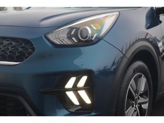 Kia Niro 1.6 GDi Hybrid ExecutiveLine 140PK Automaat Trekhaak Half Leder Navigatie Camera Adaptive Cruise Lane Assist