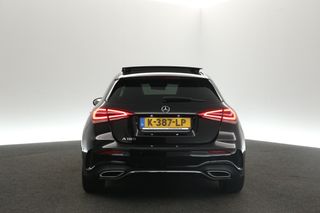 Mercedes-Benz A-Klasse 180 AMG Automaat Pano LED Camera Carplay Clima Cruise Navi Virtual 18"LMV PDC