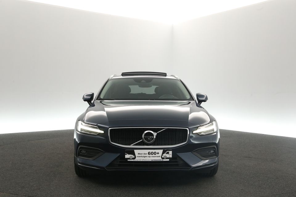 Volvo V60 2.0 T4 R-Design 191PK Automaat Pano Harman-Kardon Camera Sfeerverl. Clima Cruise Carplay LED Virtual Navi PDC Head-up 18"LMV Leder