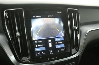 Volvo V60 2.0 T4 R-Design 191PK Automaat Pano Harman-Kardon Camera Sfeerverl. Clima Cruise Carplay LED Virtual Navi PDC Head-up 18"LMV Leder