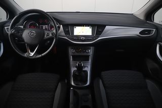 Opel Astra Sports Tourer 1.2 Edition 131PK Trekhaak 16 inch Navigatie Camera Carplay Android Bluetooth Parkeersensor