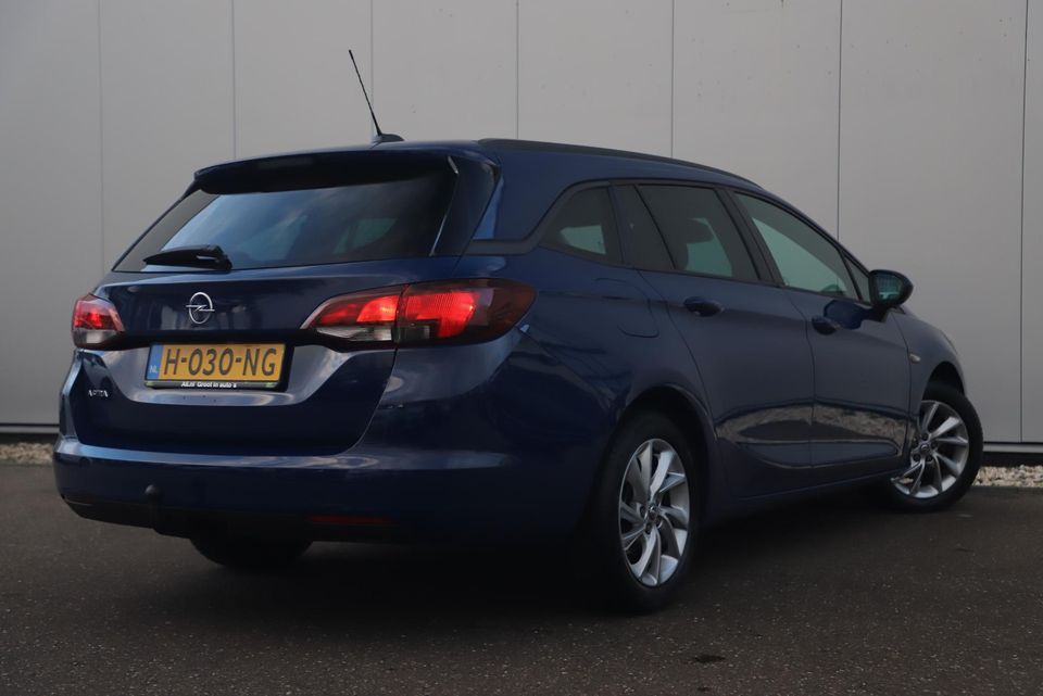 Opel Astra Sports Tourer 1.2 Edition 131PK Trekhaak 16 inch Navigatie Camera Carplay Android Bluetooth Parkeersensor