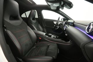 Mercedes-Benz CLA-Klasse 250e AMG Hybride 263PK Automaat Pano Clima Cruise Camera Sfeerverl. Memory-Seat LED Navi Virtual 18"LMV