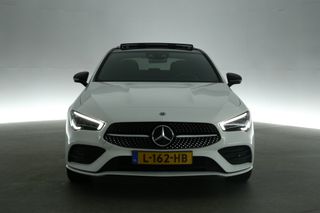 Mercedes-Benz CLA-Klasse 250e AMG Hybride 263PK Automaat Pano Clima Cruise Camera Sfeerverl. Memory-Seat LED Navi Virtual 18"LMV