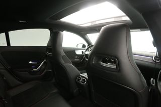 Mercedes-Benz CLA-Klasse 250e AMG Hybride 263PK Automaat Pano Clima Cruise Camera Sfeerverl. Memory-Seat LED Navi Virtual 18"LMV