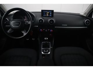 Audi A3 Limousine 1.4 TFSI S Line Xenon Klep Uitlaat Navigatie Bluetooth Clima Cruise Parkeersensor 17 inch LMV