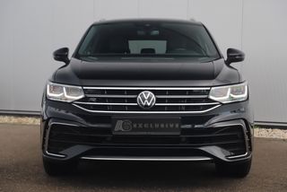 Volkswagen Tiguan Allspace 1.5 TSI 2X R-Line 7 Persoons 150PK DSG Automaat Panoramadak Virtual Cockpit Keyless Sfeerverlichting Full LED Stoelverwarming Navigatie Camera Adaptive Cruise Lane Assist 19 inch LMV NL Auto!