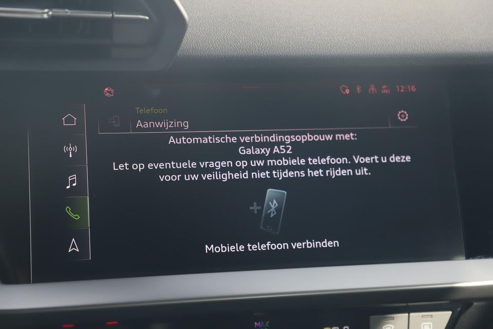 Audi A3 Limousine 30 TFSI S Line Sport edition Automaat Virtual Cockpit LED Matrix S Sportstoelen Half Leder Navigatie Clima Cruise Lane Assist Parkeersensor